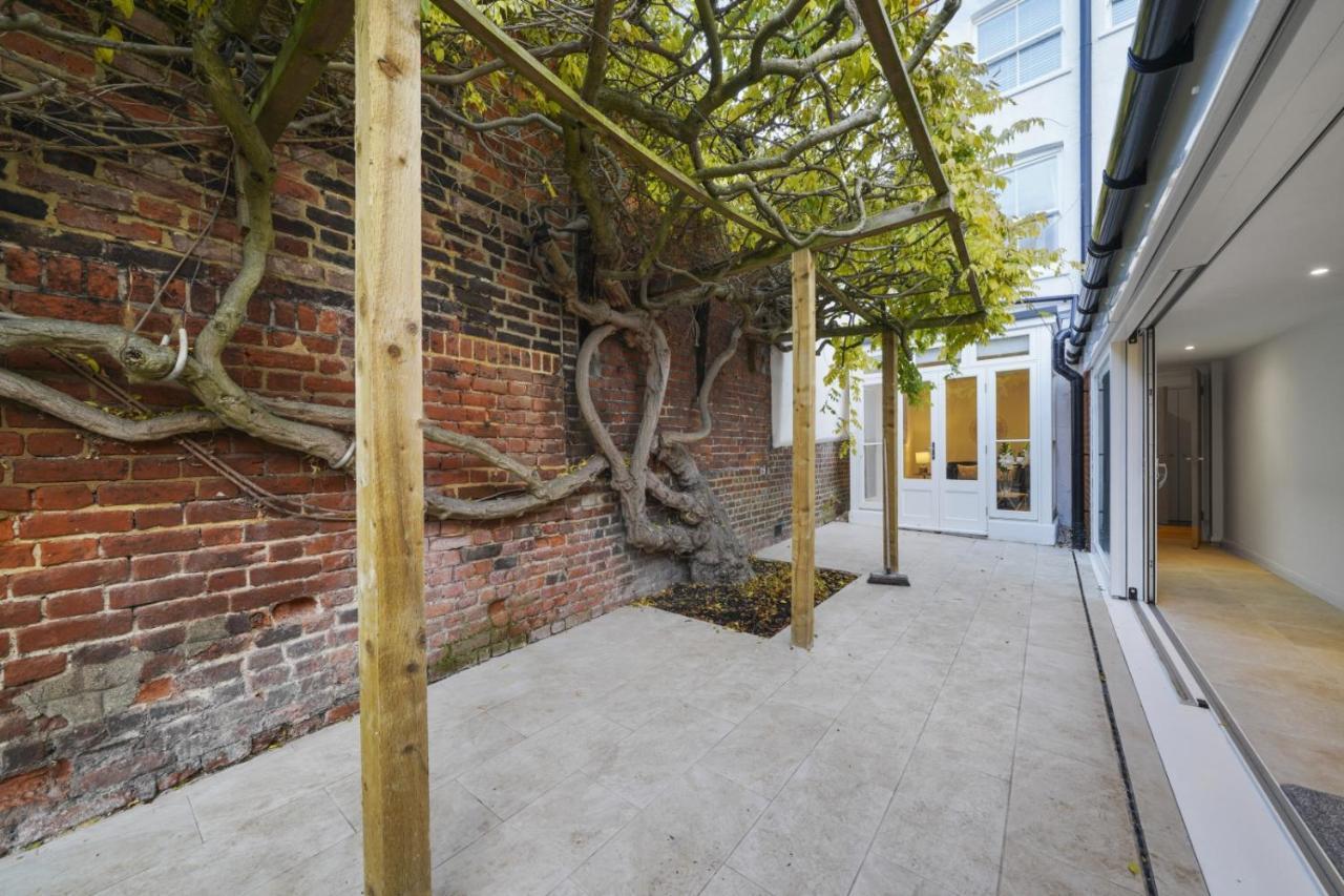 Eton House-Stunning-Castle Views-5Bed-Free-Parking Βίλα Εξωτερικό φωτογραφία