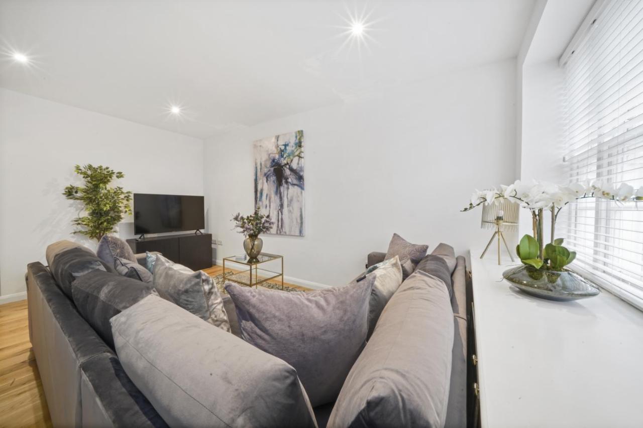 Eton House-Stunning-Castle Views-5Bed-Free-Parking Βίλα Εξωτερικό φωτογραφία